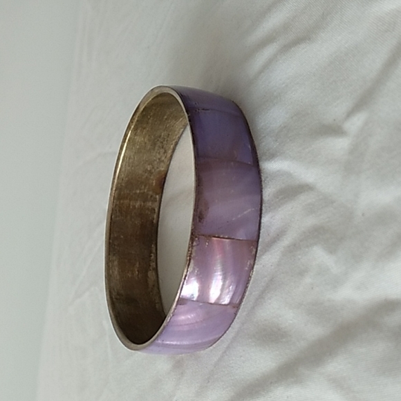 Jewelry - Vintage brass bangle with purple mother of pearl inlay